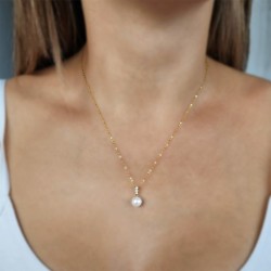 Κολιέ Κ18 χρυσή αλυσίδα και μενταγιόν με μαργαριτάρι Q.T.V. και ζιργκόν - F126524